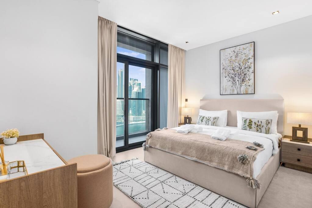 Glamorous 2 Bedroom I Panoramic Views - Business Bay I Free Wi-fi, Parking, Gym And Pool I By Meerak Appartement