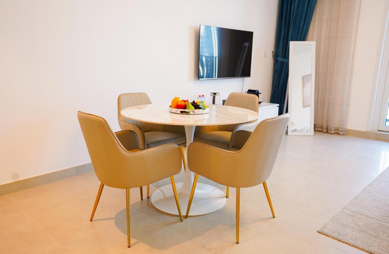 Citihome-1br With Large Living In Creek Horizon Apartament *