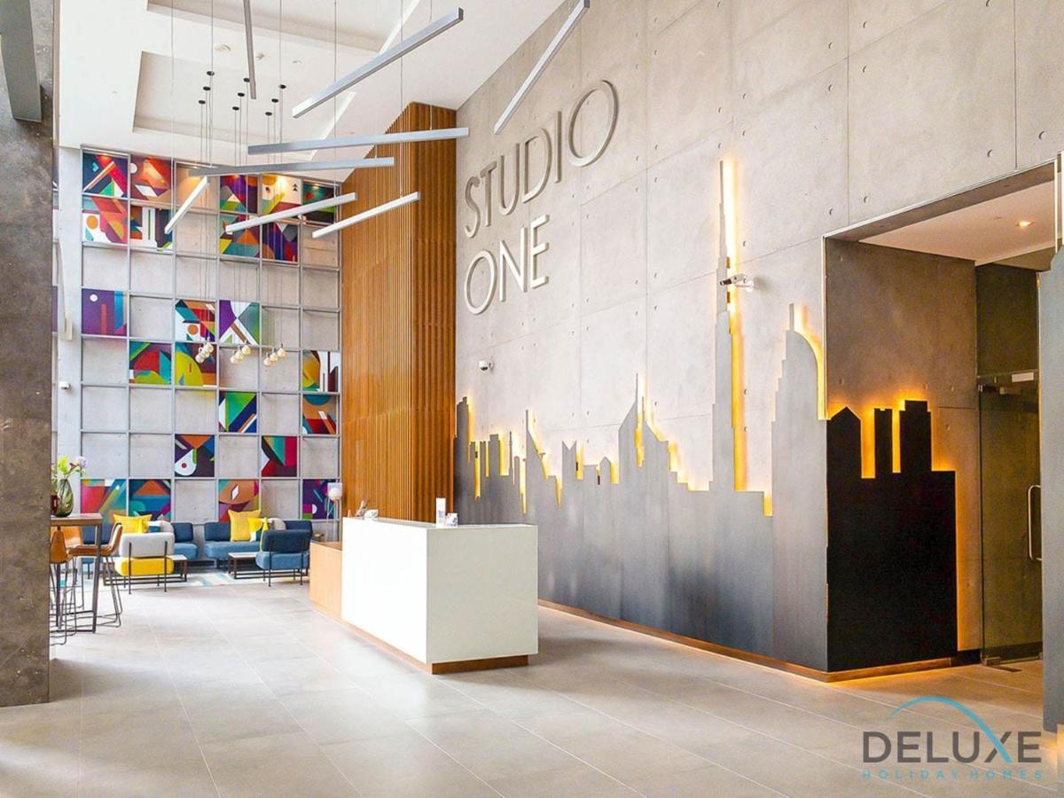 Lush In One Marina By Deluxe Homes * Dubaï