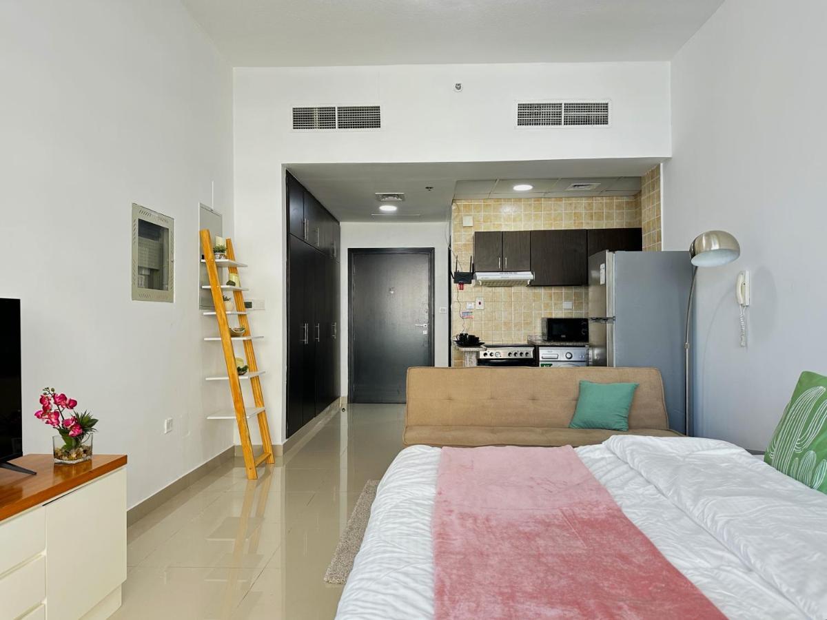Cool Near To Metro & In Marina Apartamento Dubái
