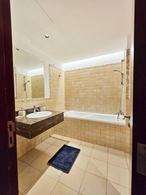 Luxury Jbr 172 *