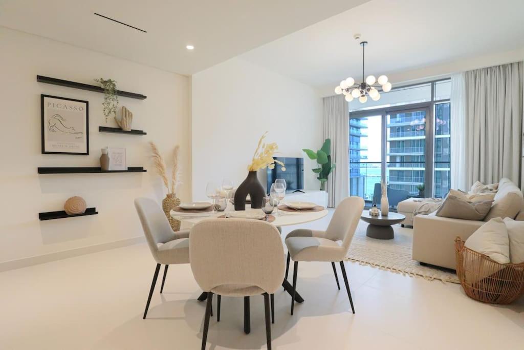 Appartement Higuests - Emaar Beachfront Haven With Majestic Marina Views