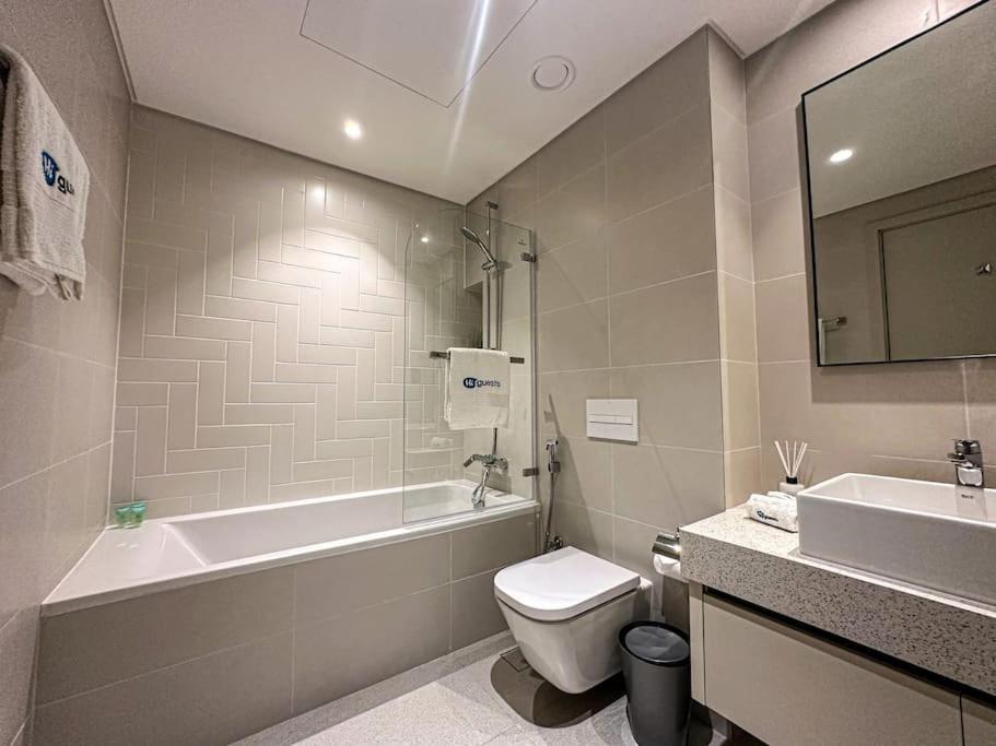 Higuests - Emaar Beachfront Haven With Majestic Marina Views Appartement