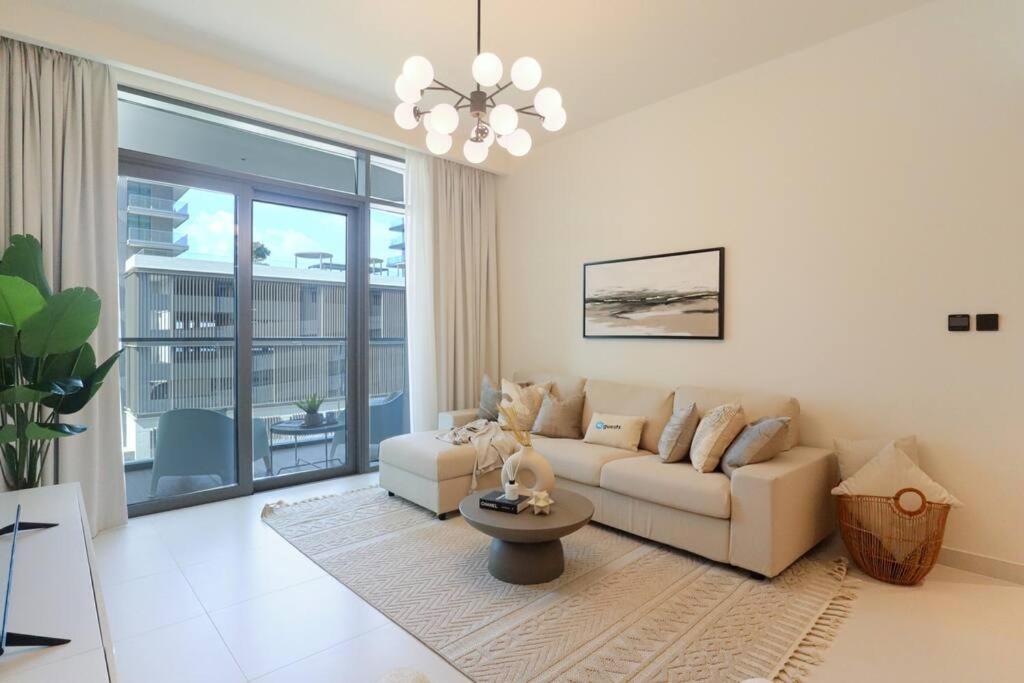 Appartement Higuests - Emaar Beachfront Haven With Majestic Marina Views *