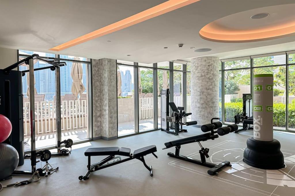 Higuests - Emaar Beachfront Haven With Majestic Marina Views Appartement
