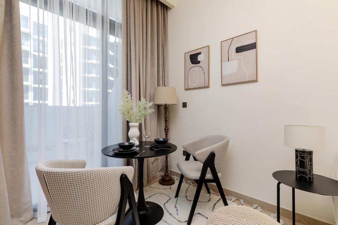 Appartement Modern In Azizi Riviera *