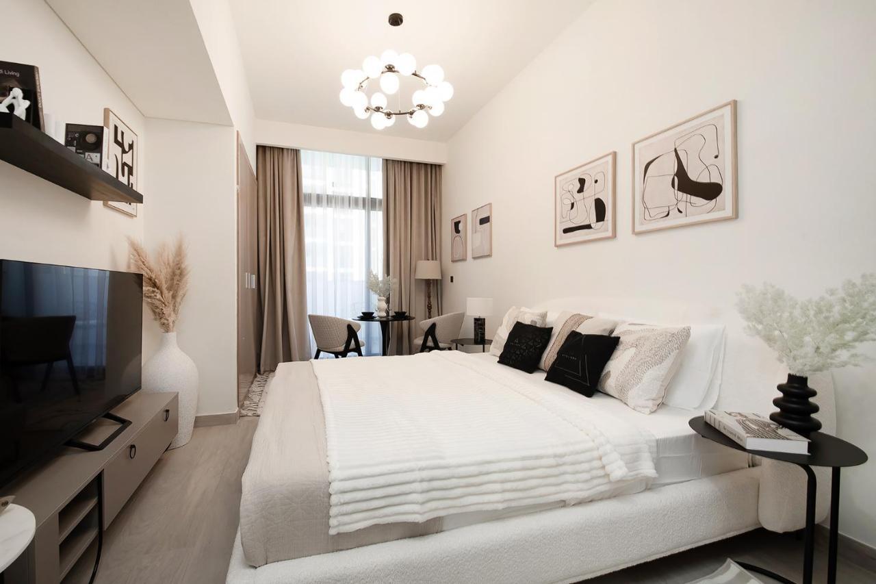 Modern In Azizi Riviera Dubaï