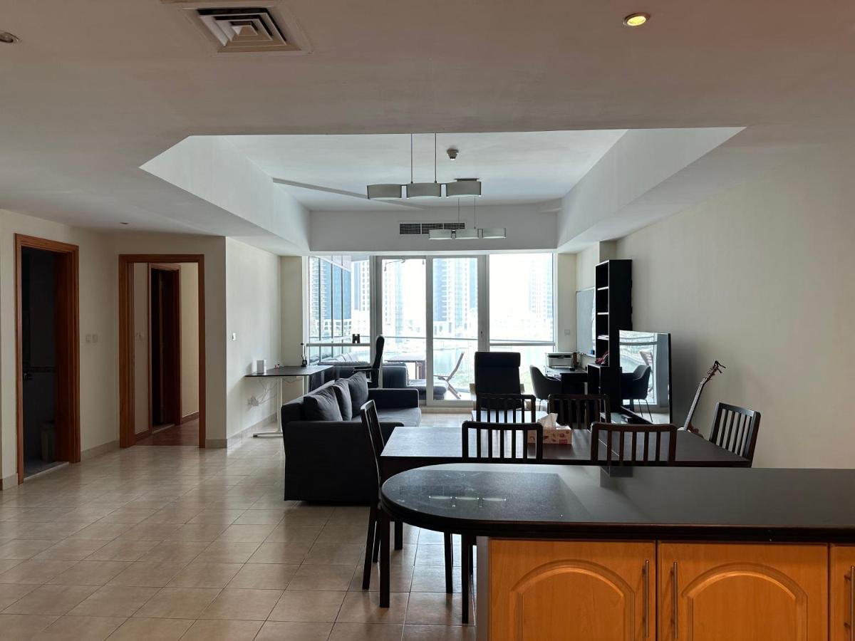 Stylish Marina View Apartament