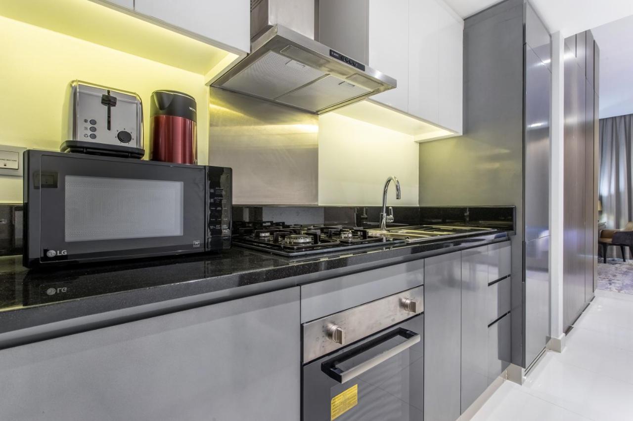 The S Homes Canal View And One Bedroom Apartments, Damac Maison Prive Aparthotel *