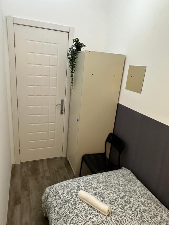 Traveller Partition In Al Barsha 1 Near Metro *