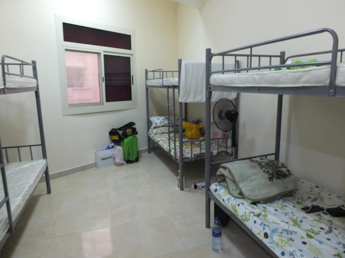 Hostal Dubedz Dubái