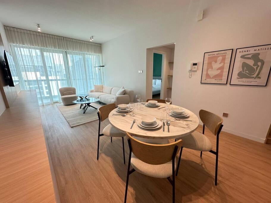 Rh-1br Getaway In Downtown's Desirable Locale * Dubai