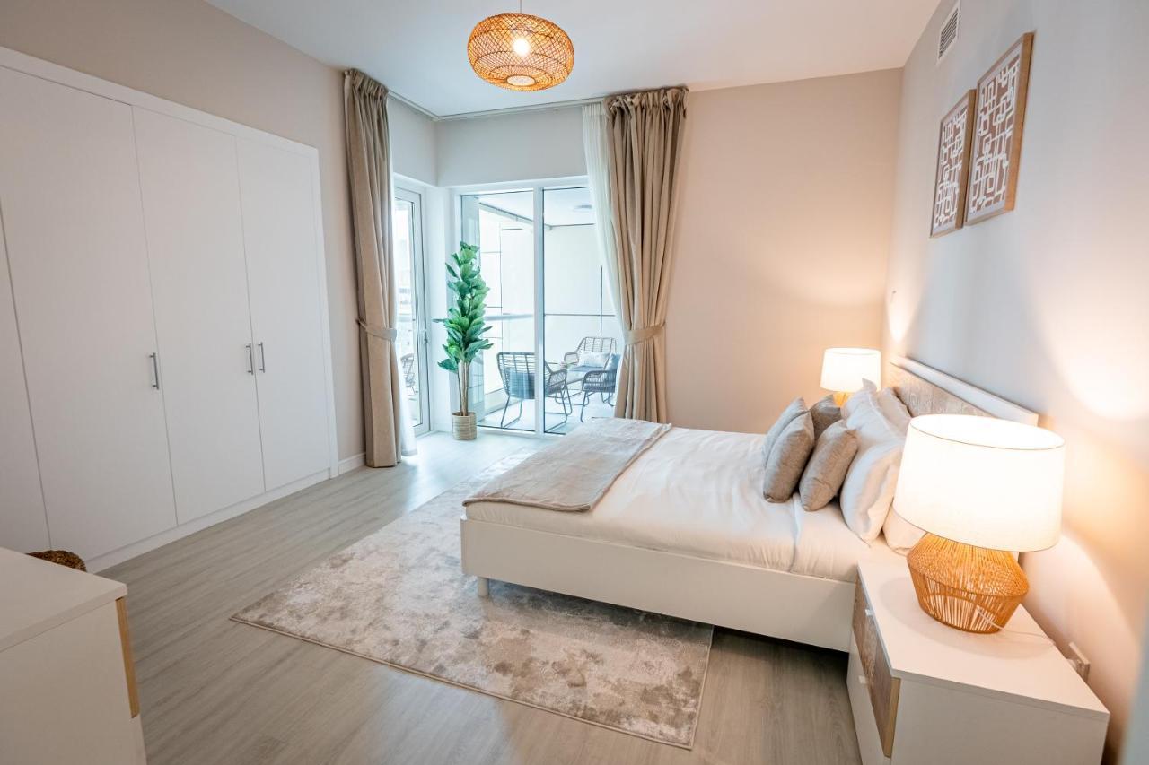 Appartement Daniels Spacious 1br In Heart Of Marina Dubaï