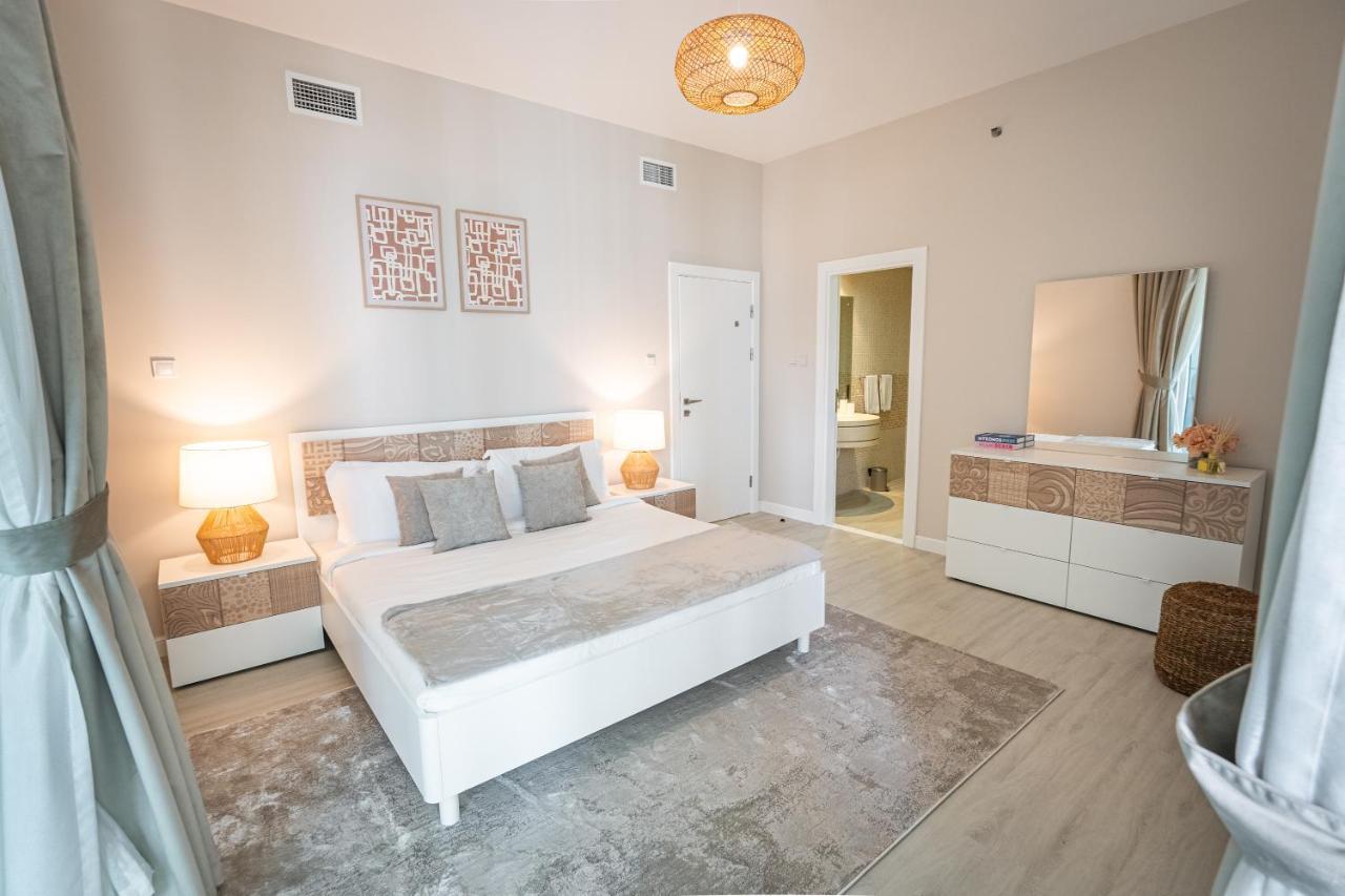 Daniels Spacious 1br In Heart Of Marina Dubaï