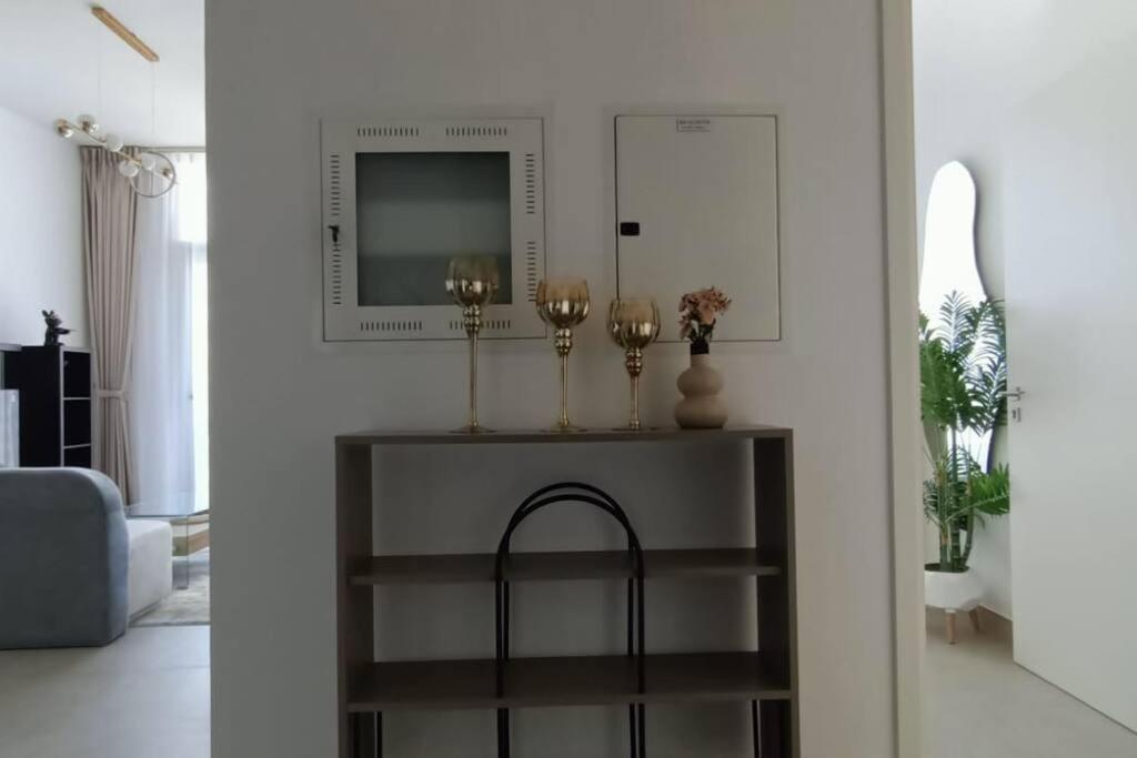 18 Bricks Two Bedroom Collective 2.0-1002 Dubaï