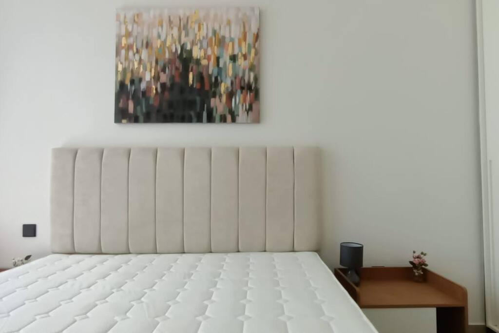 Appartement 18 Bricks Two Bedroom Collective 2.0-1002 *