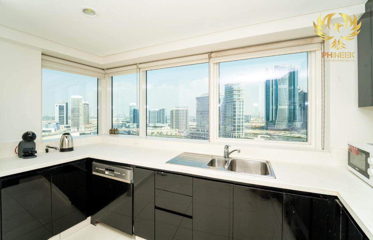 Phineek Luxury 2br Damac Maison Canal View Dubaï