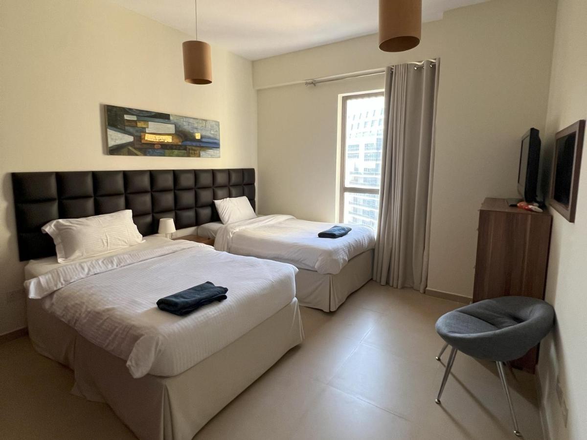 Cozynest - 3br Beachfront Apt, Jbr Apartament *