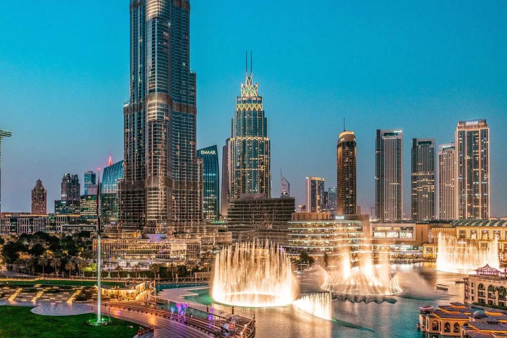 Apartemen Elite Royal - Full Burj Khalifa & Fountain View - 2 Bedrooms + 1 Open Bedroom Without Partition - Magnate *