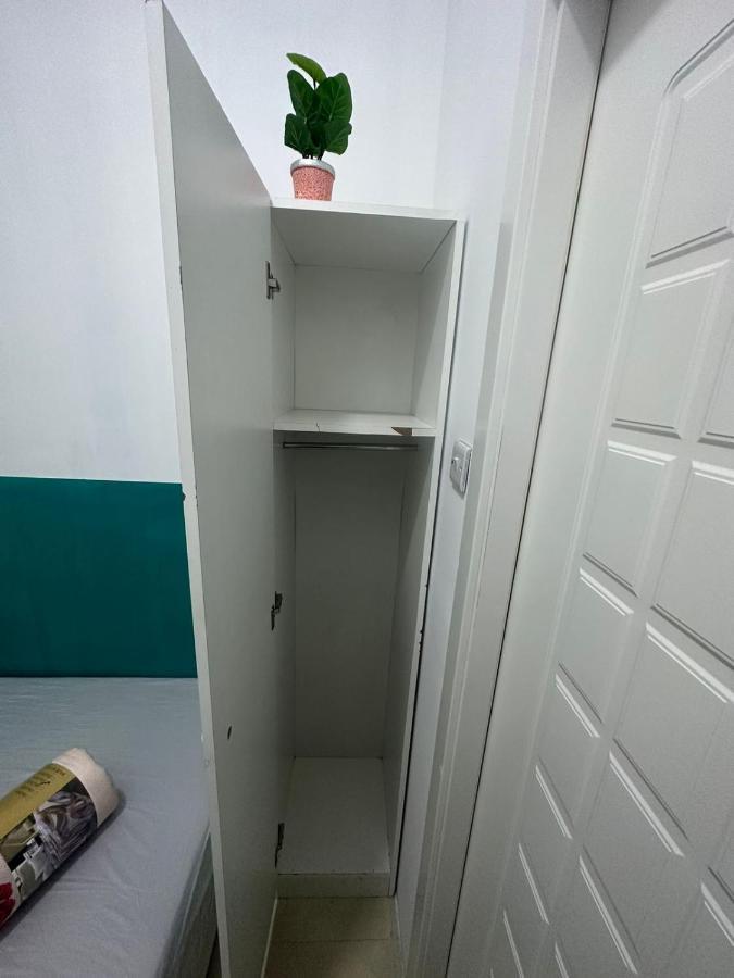 Short Partition In Al Barsha 1 Near Mashreq Metro Privatunterkunft Dubai
