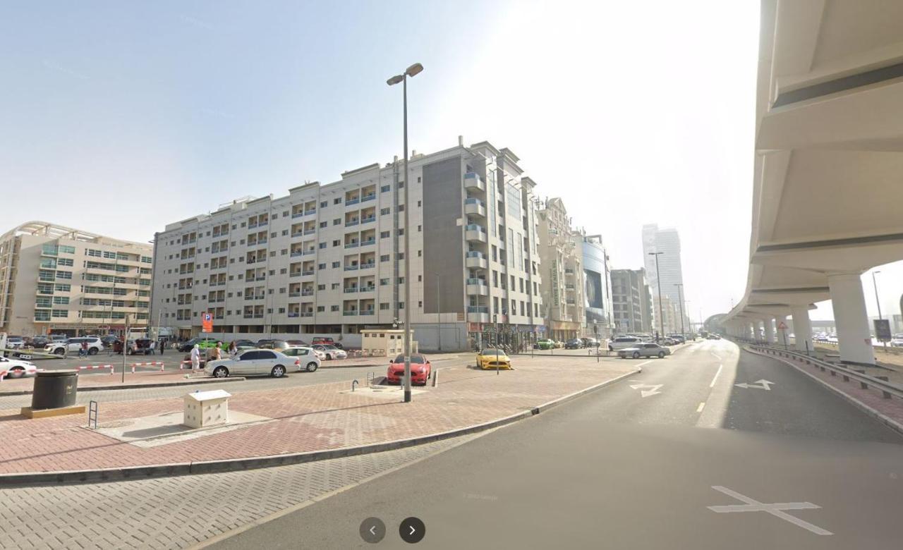 Partition 3 Mins To Mashreq Metro