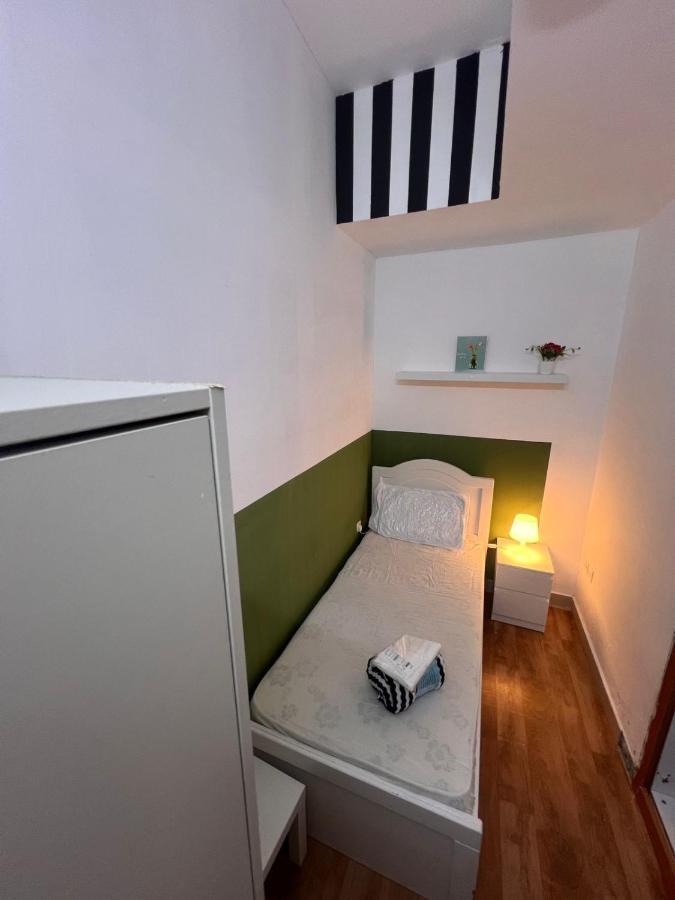 Bachelor Partition In Tecom Near Internet Metro *