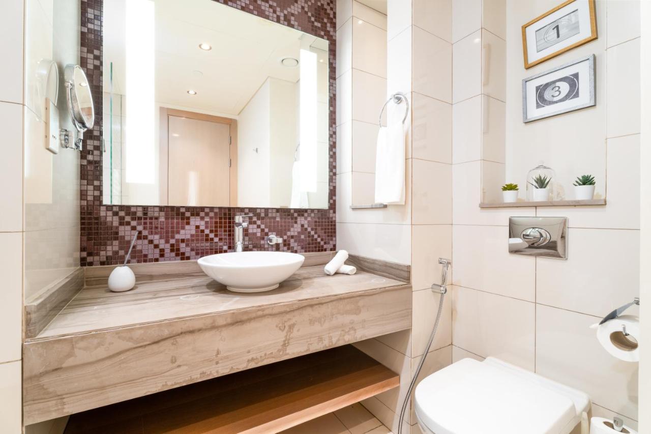 Aliving Classic 1br Paramount Towers Business Bay-6105