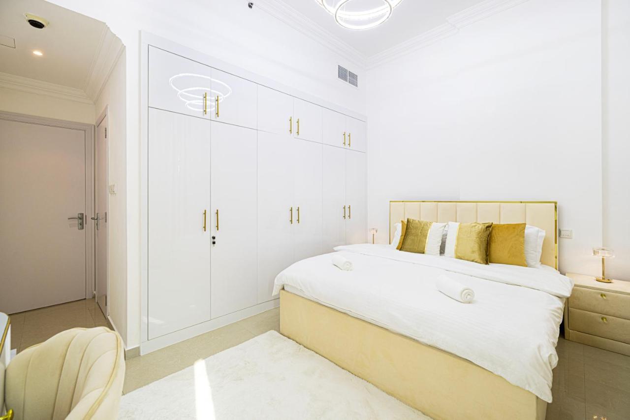 Luxury 1 Bedroom On Marina Walk Lejlighed