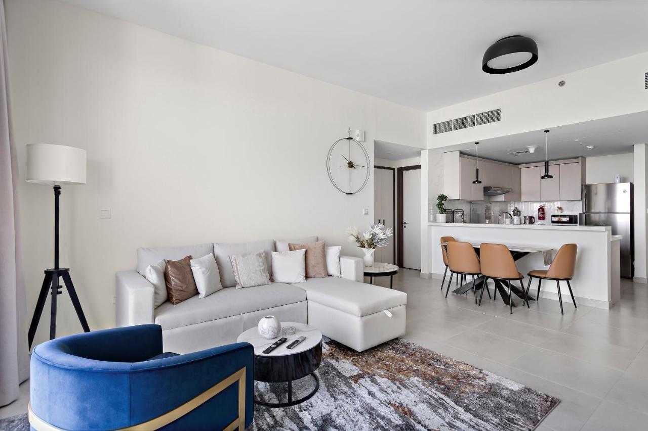 Luxury 1br With Pool, Gym, Parking & Fast Wifi *