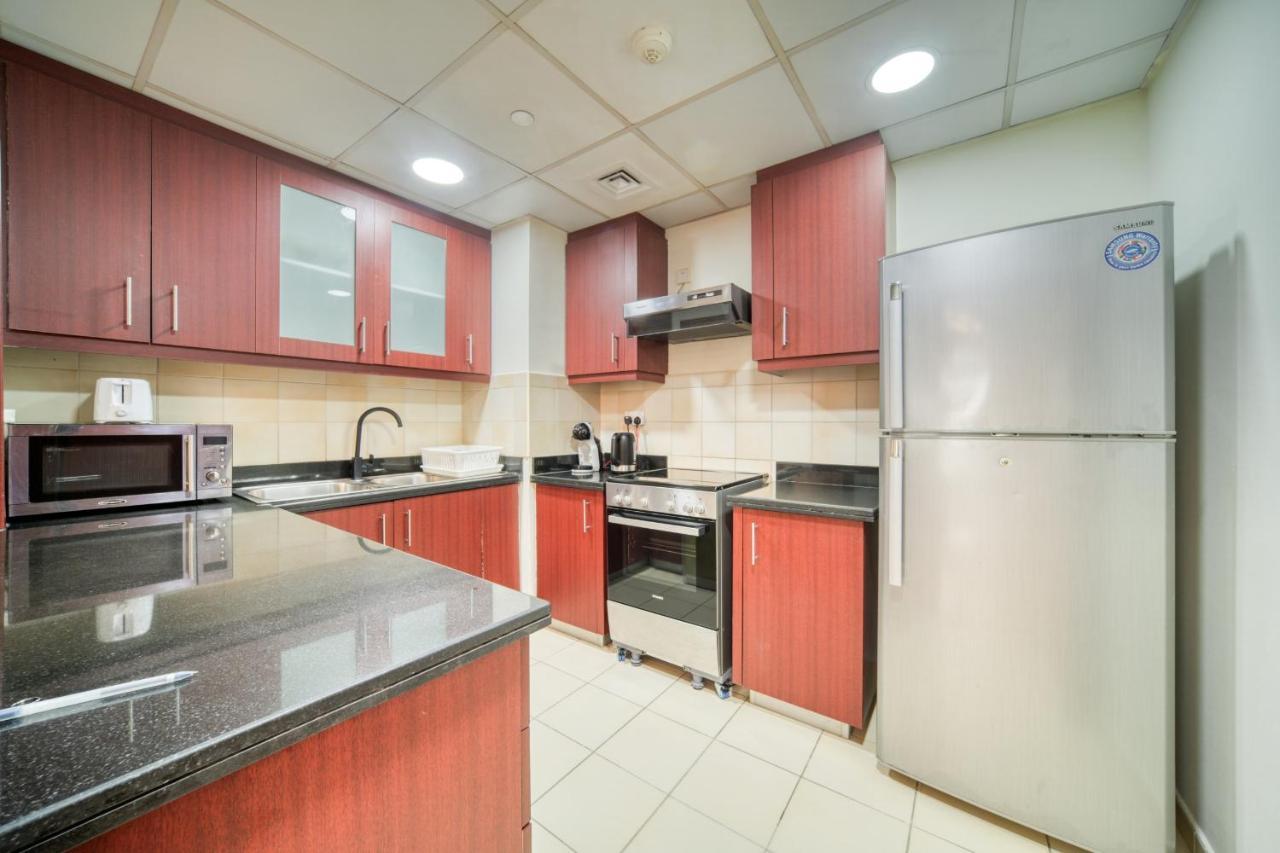 Rimal 1 - Jumeirah - Mint Apartment