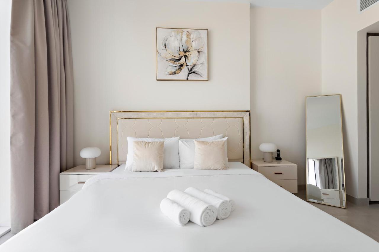Luxury 1br With Pool, Gym, Parking & Fast Wifi Dubaï