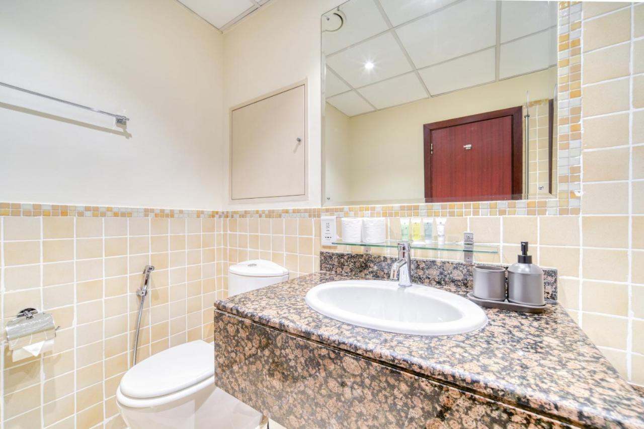 Rimal 1 - Jumeirah - Mint Apartment Dubai