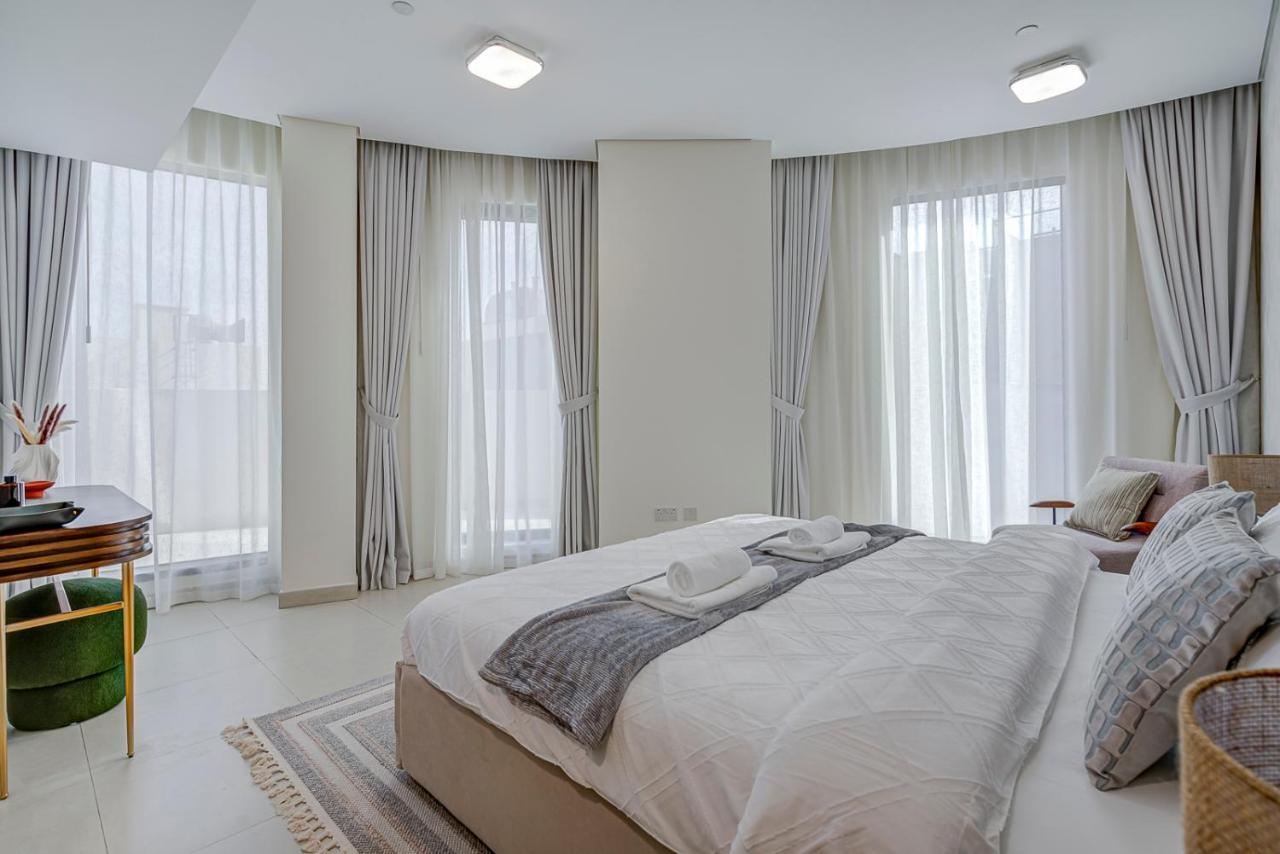 Apartamento #54 High End 2br In Mirdif Hills Dubái