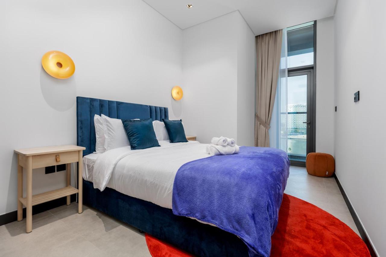 Waves Homes - Premium 1br Overlooking Burj Khalifa *