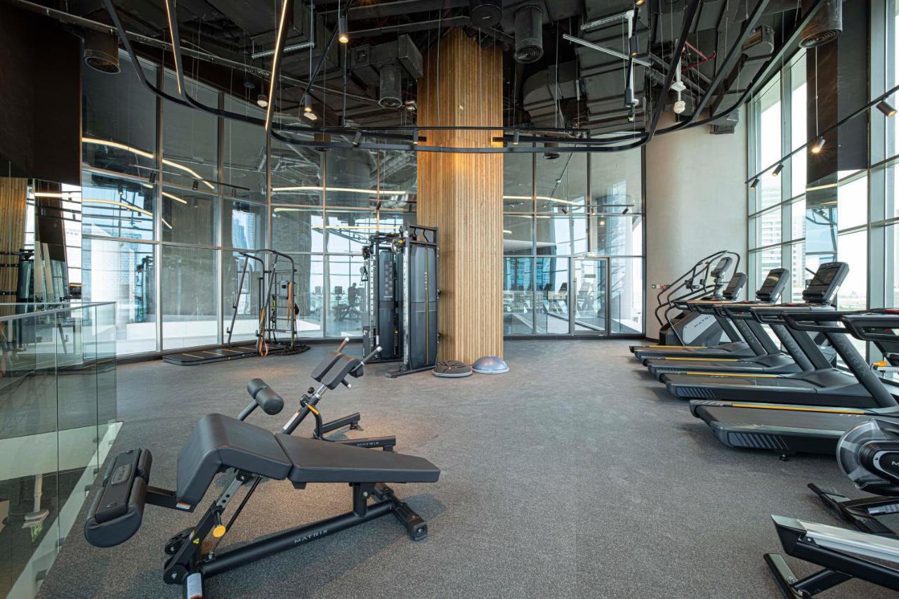 Waves Homes - Premium 1br Overlooking Burj Khalifa * Dubai