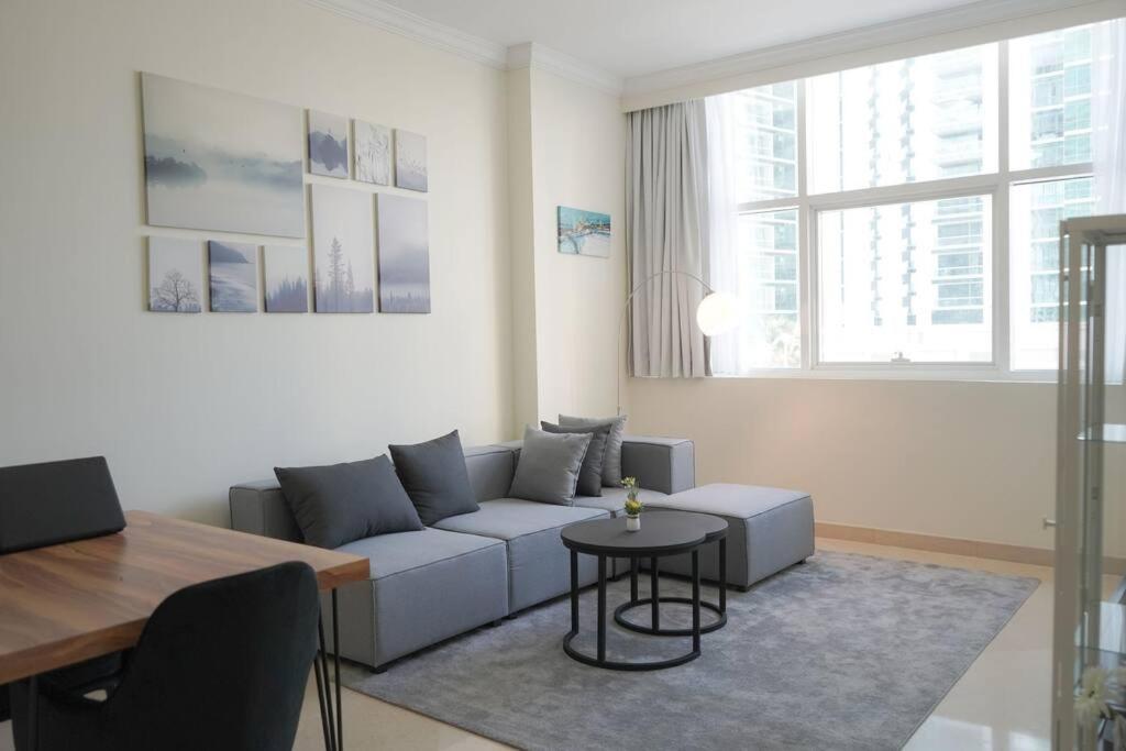 Step Into Serenity - Discover Modern Living In 1br With Panoramic Views In Marina Near Jbr Walk, And Bla Bla Club *