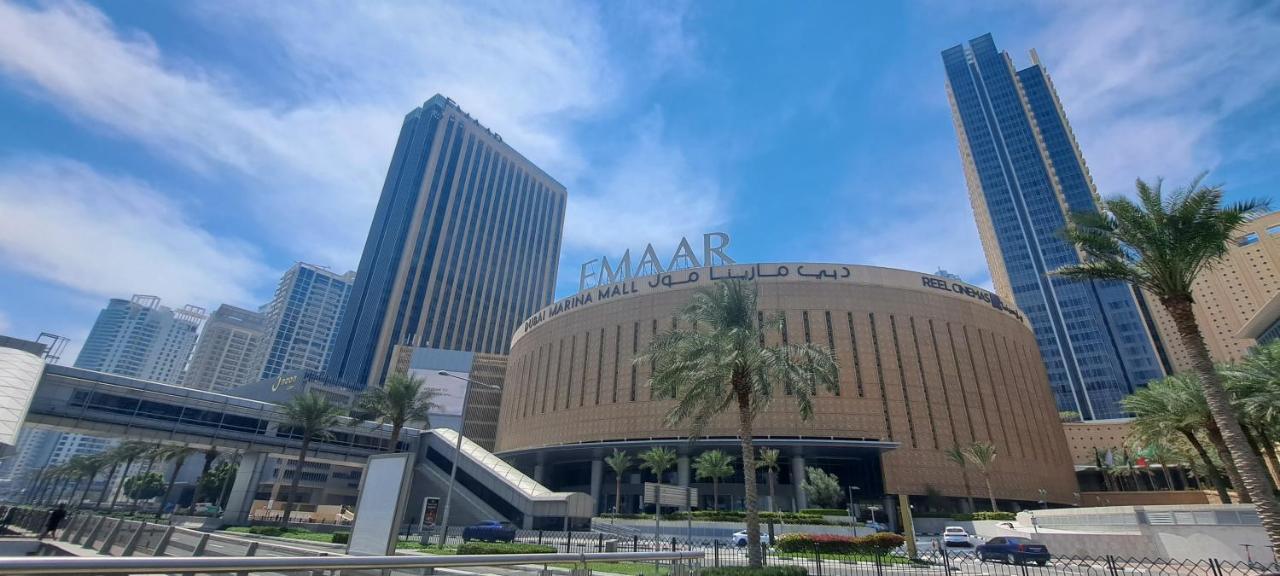 The Marina View Asrama