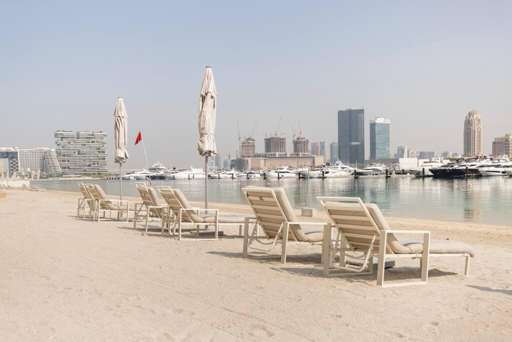 Luxury Beach Front 1br Apartamento Dubai