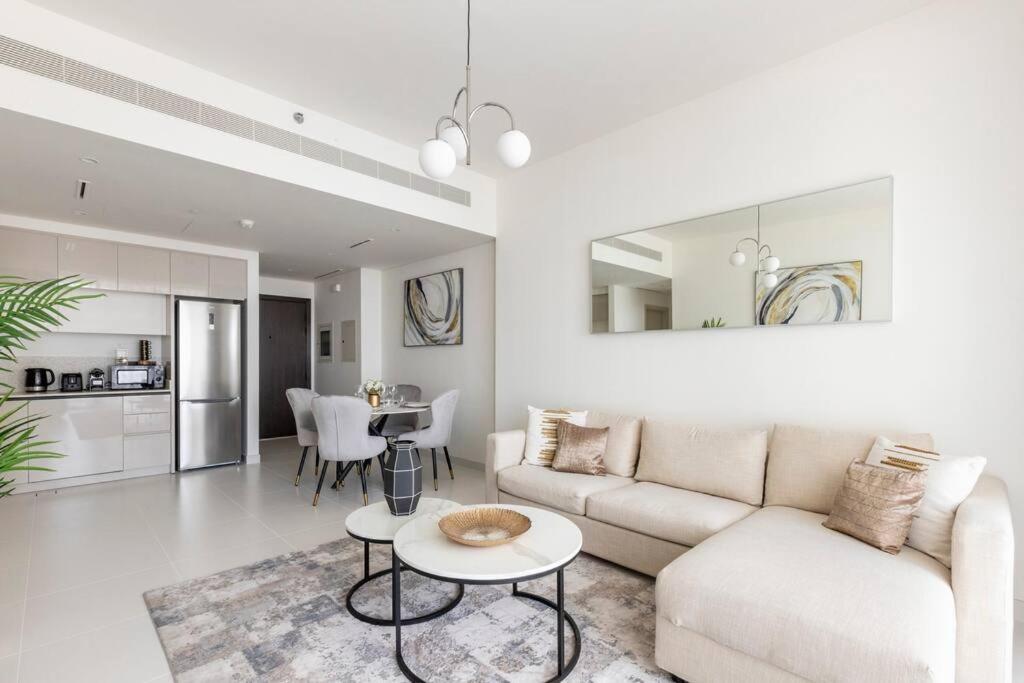 Luxury Beach Front 1br Apartamento Dubai