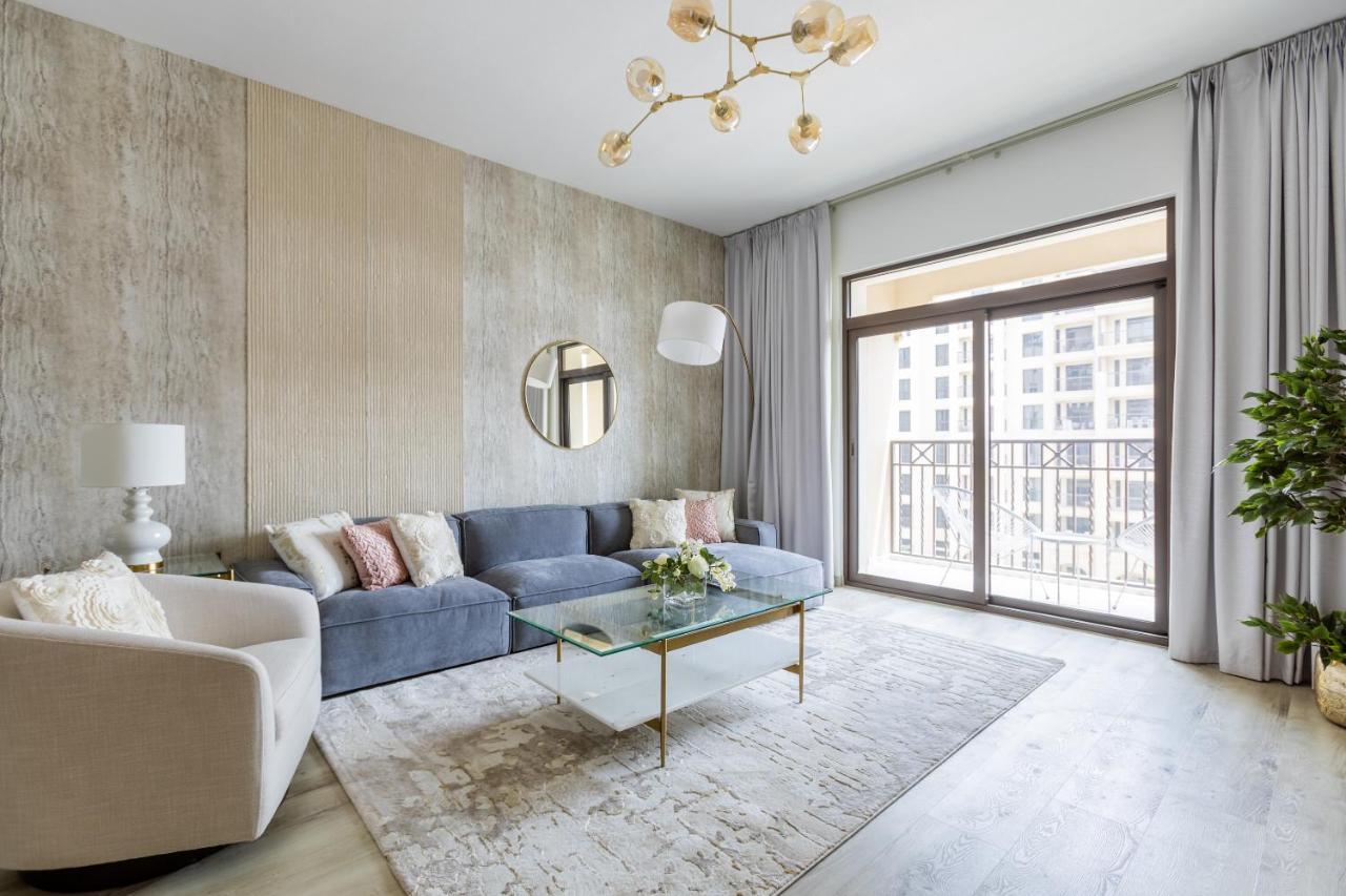 Nasma Luxury - Fabulous With Balcony Near Mjl's Souk Dubaï