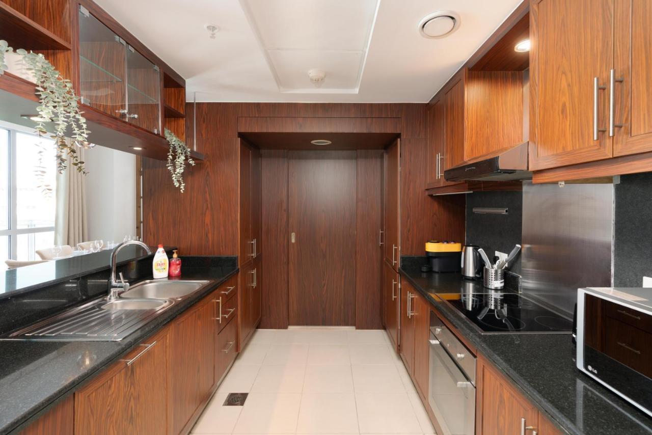 King 2 Bedroom With Burj Khalifa & Fountain View *