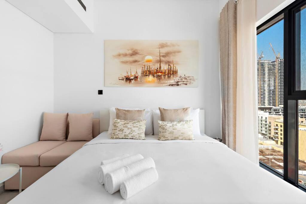 Stylish With Gym And Pool Dubaï