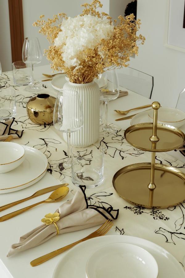 Lejlighed Luxe Nautical Style 2 Bd In Vida Yacht Club Dubai