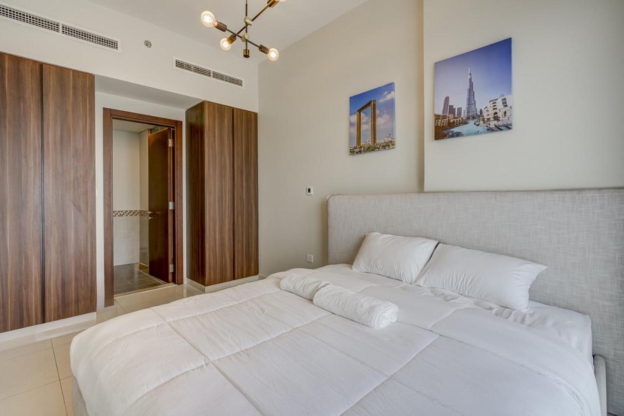 Apartamento Two Bed Near Burj Khalifa Mall-5minuts-rva2705 Dubái