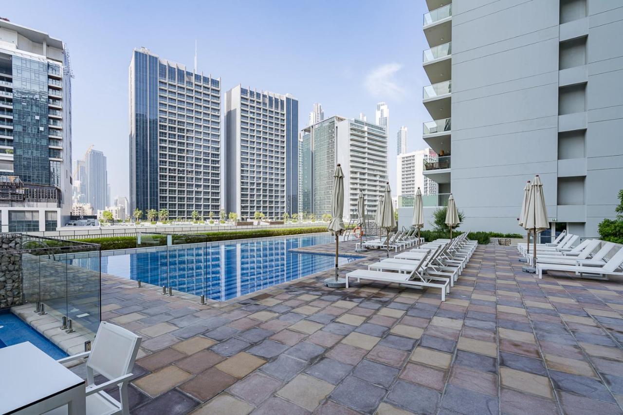 Two Bed Near Burj Khalifa Mall-5minuts-rva2705 Apartamento Dubái