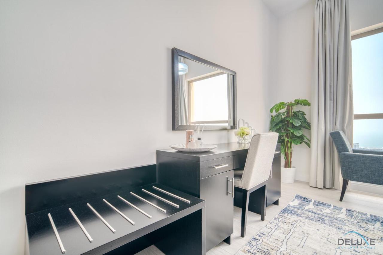 Urbane 2br At Shams 1 Jbr By Deluxe Homes Apartemen *