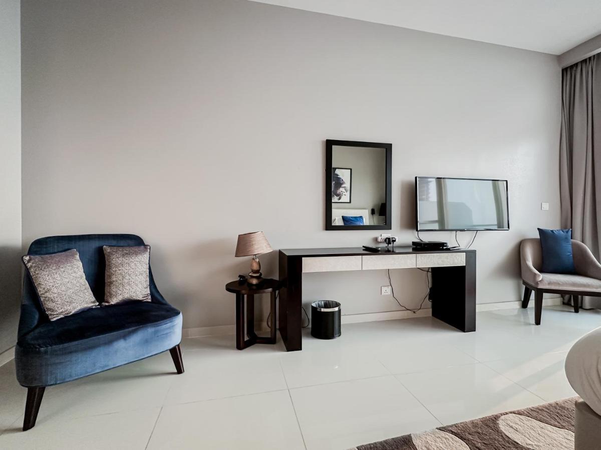 Stunning With Great Facilities And Community Appartement *