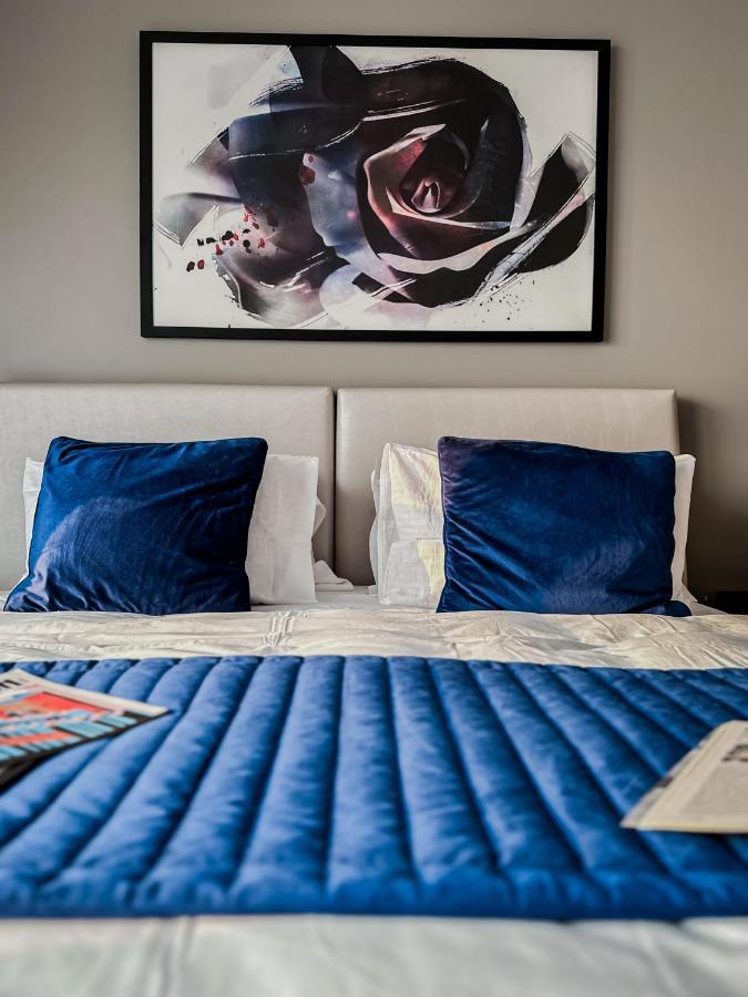 Stunning With Great Facilities And Community Appartement *