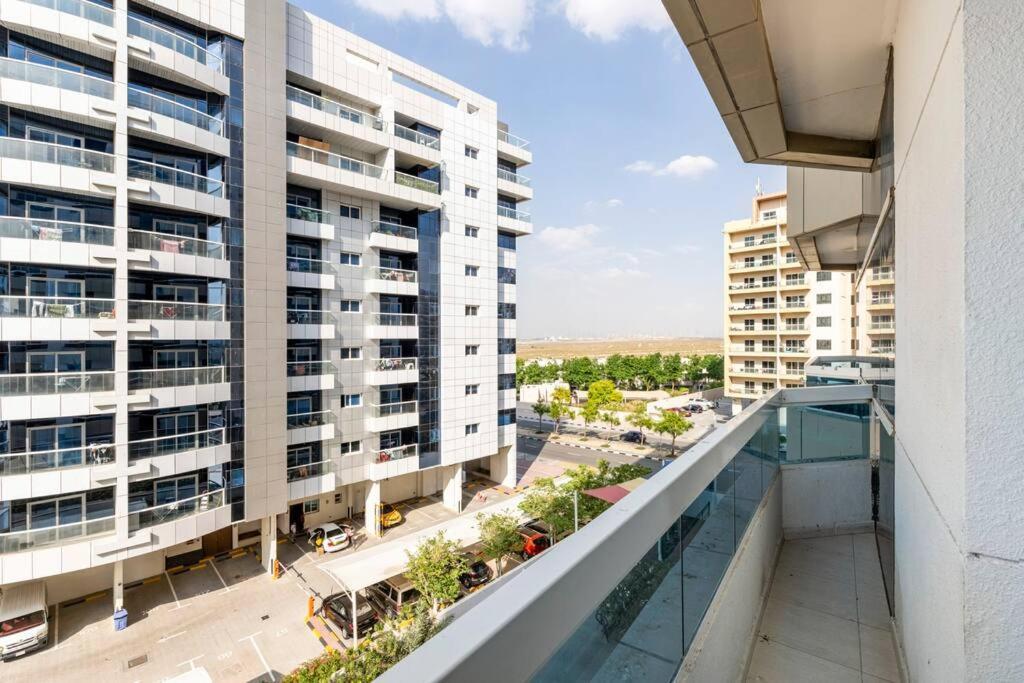 Appartement Amazing 1br At Silicon Oasis For Family *
