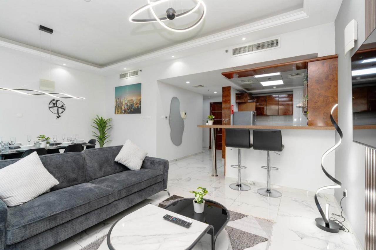 Spectacular Marina Views Modern Furnished - 3br Dubai